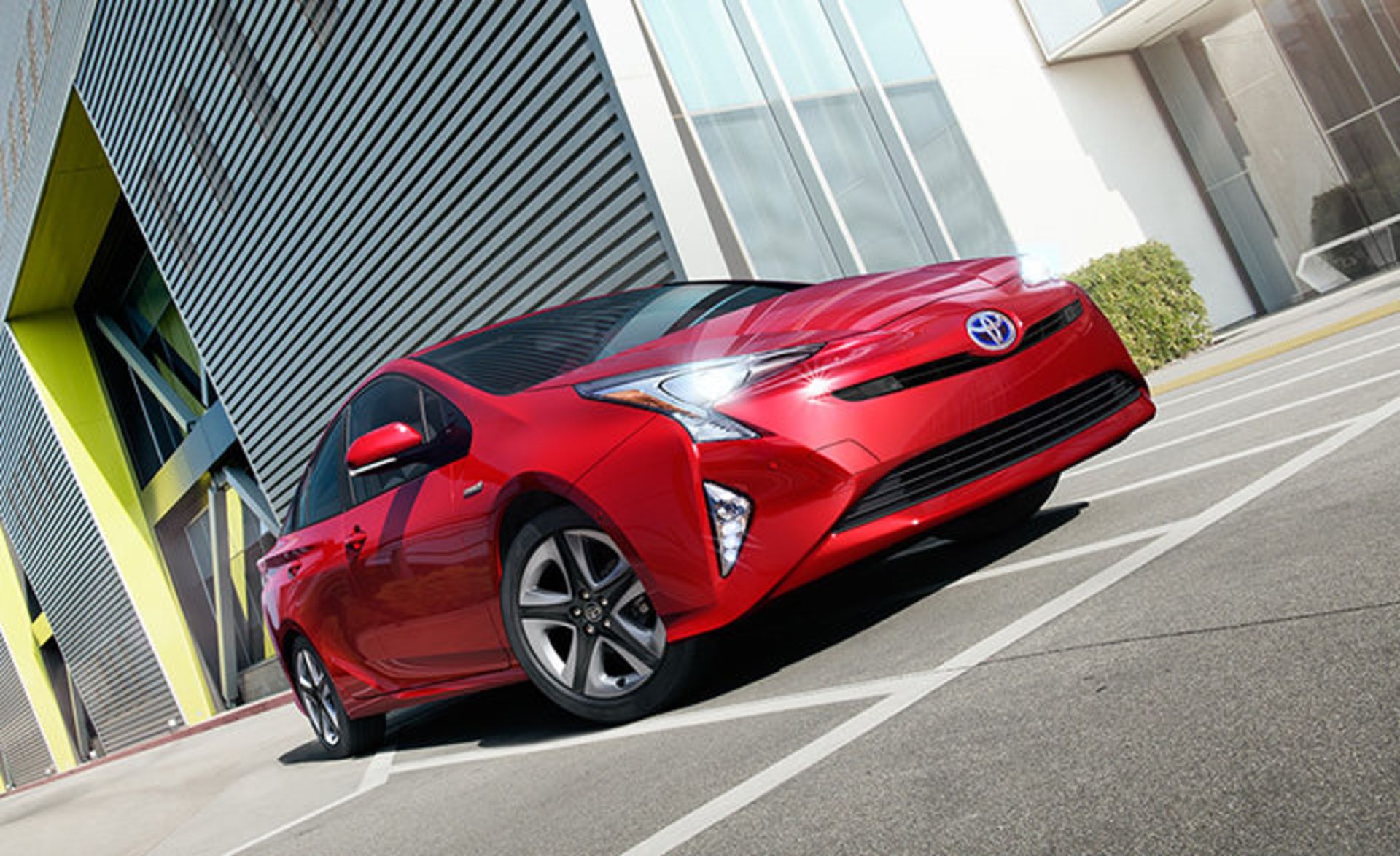 تویوتا پریوس