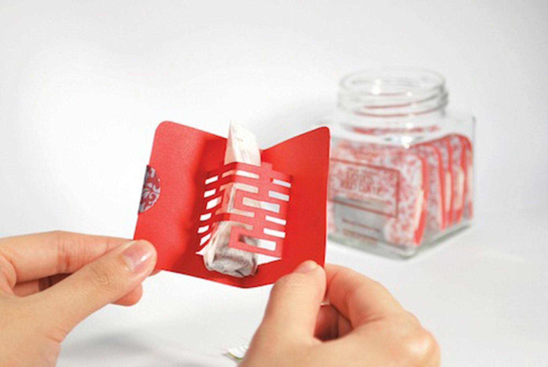 خلاقیت در طراحی و بسته بندی چای کیسه‌ای