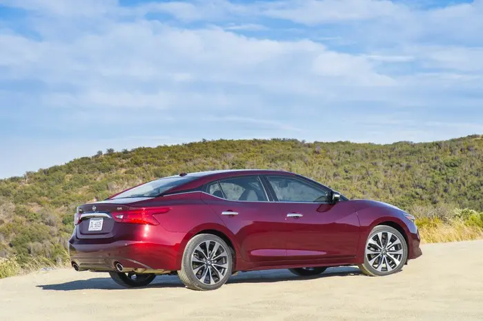 nissan maxima 2016