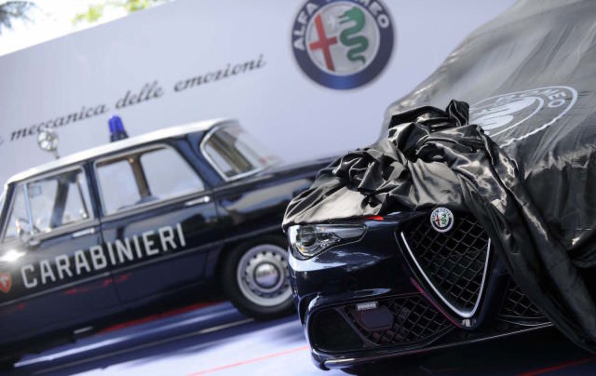 آلفارومئو جولیا پلیس