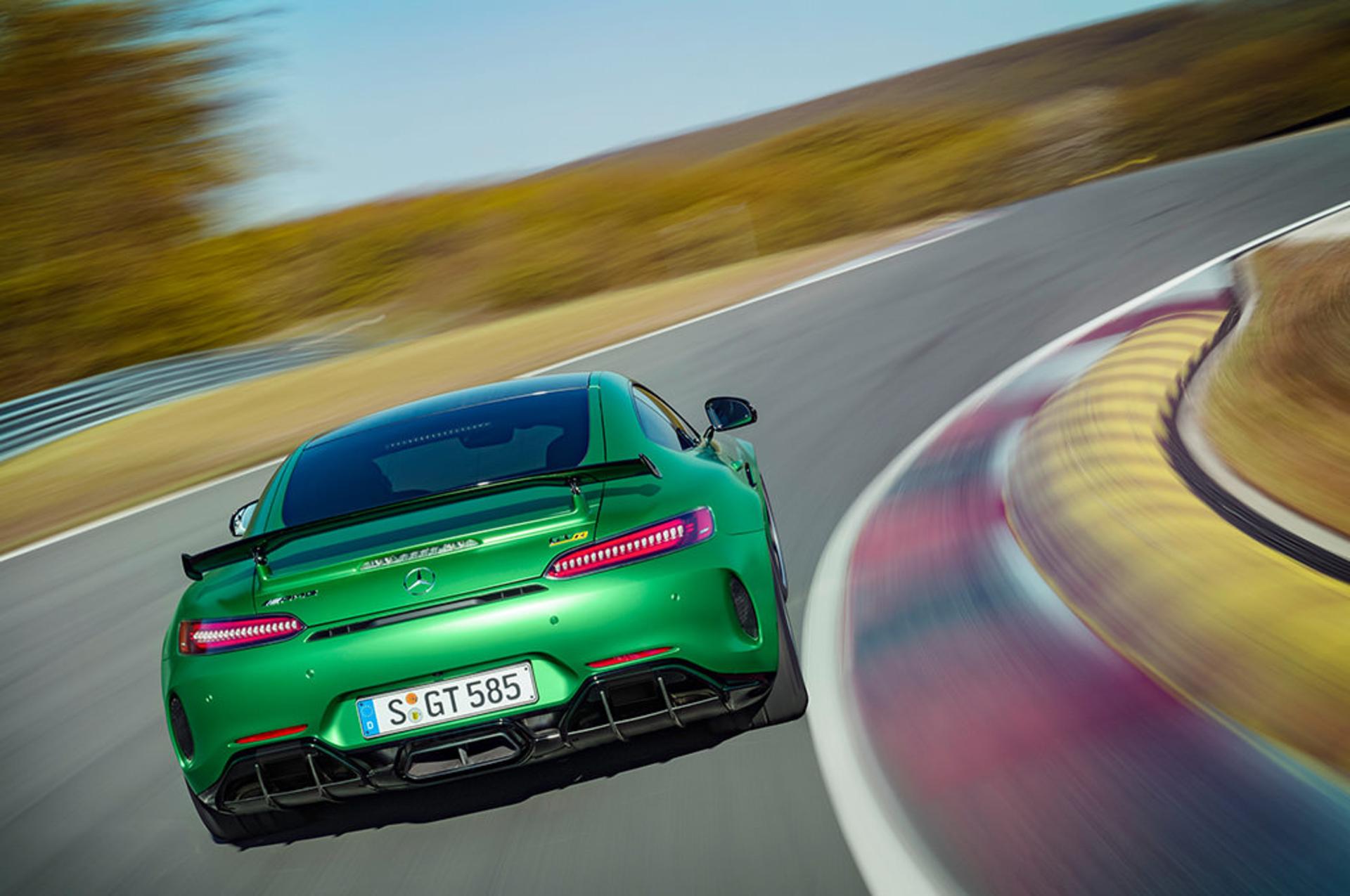 مرسدس بنز AMG GT R 2018