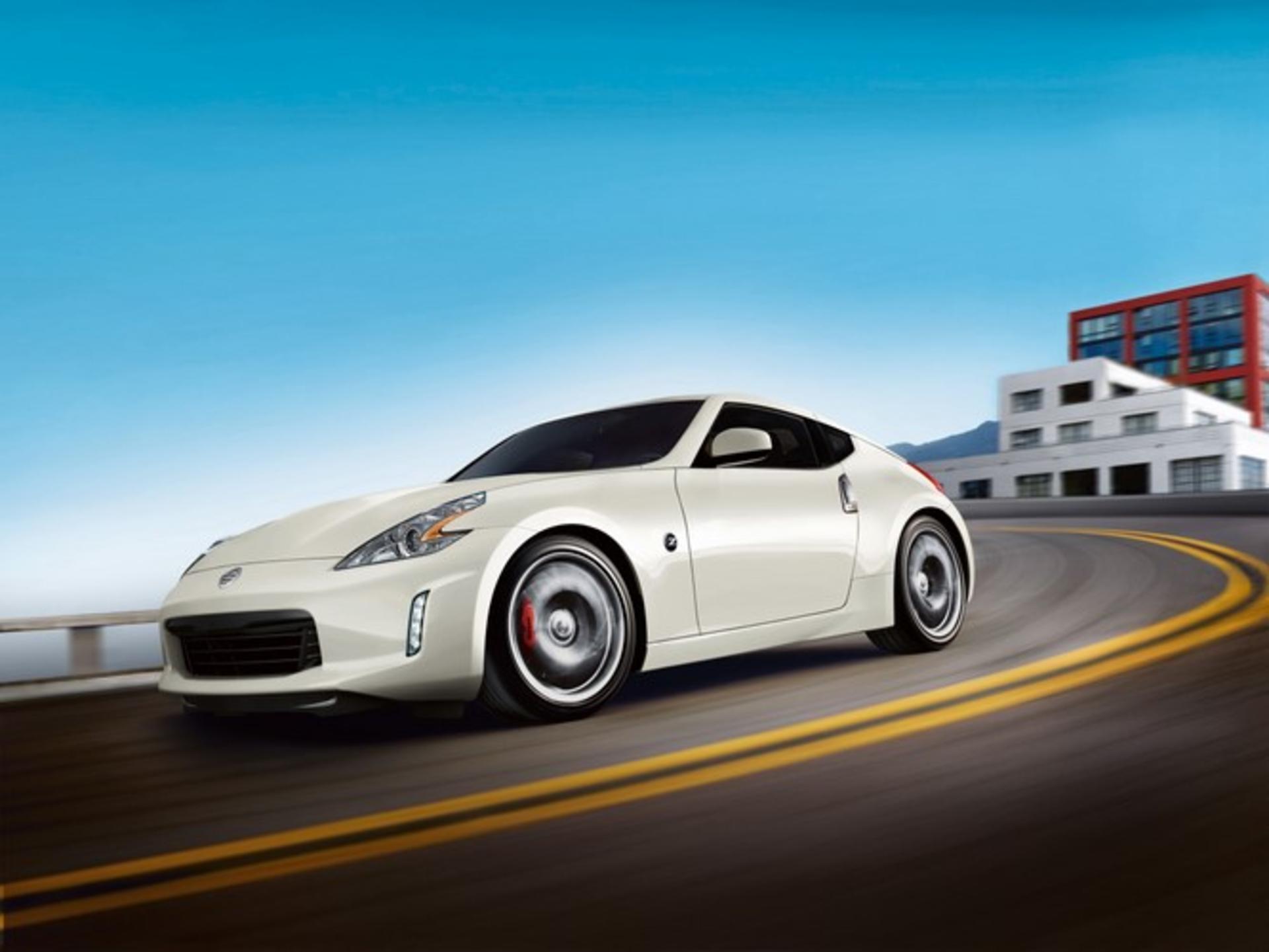 نیسان 370Z