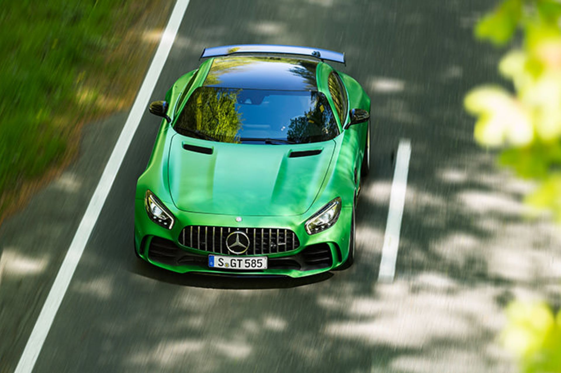مرسدس بنز AMG GT R 2018