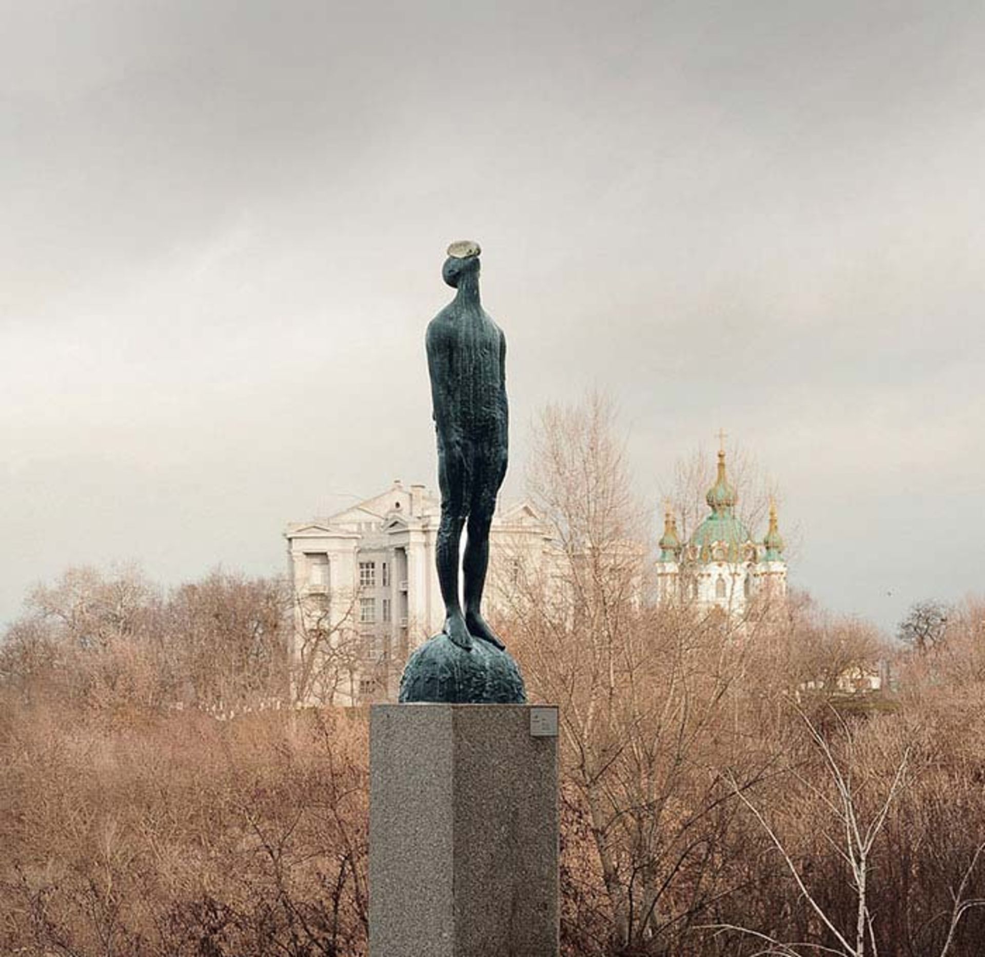 مجسمه بارانی در شهر کیِف اوکراین