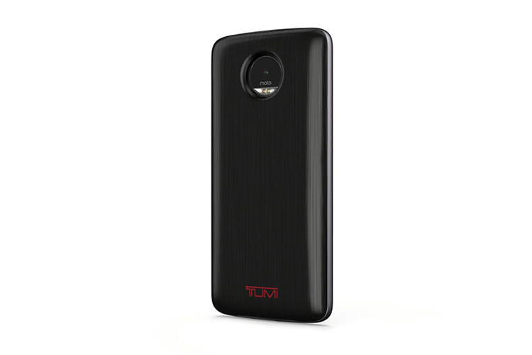 Tumi wireless 2024 charging moto mod