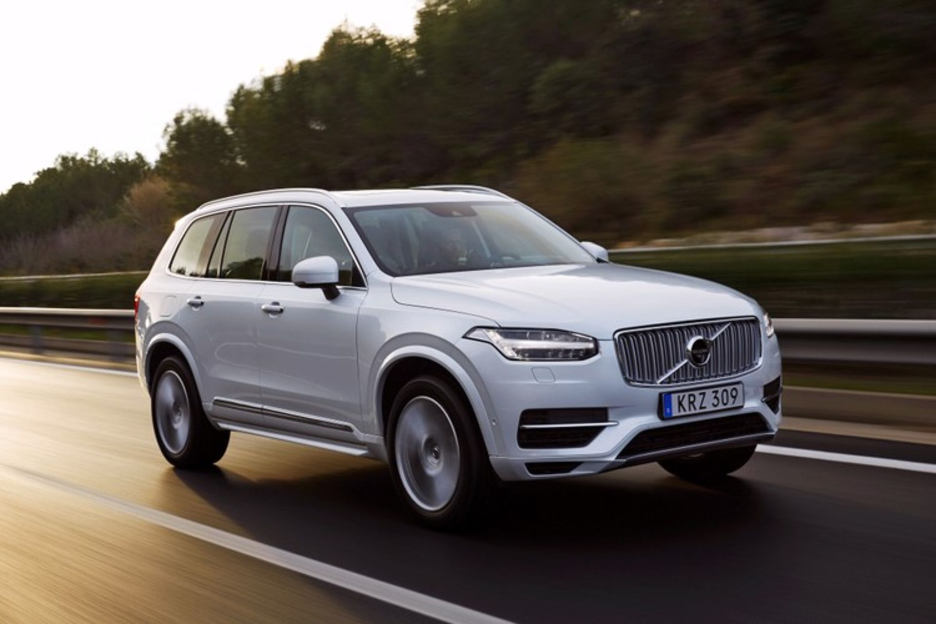 ولووXC90