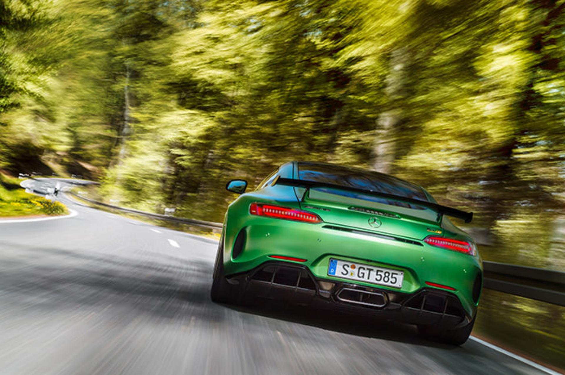 مرسدس بنز AMG GT R 2018