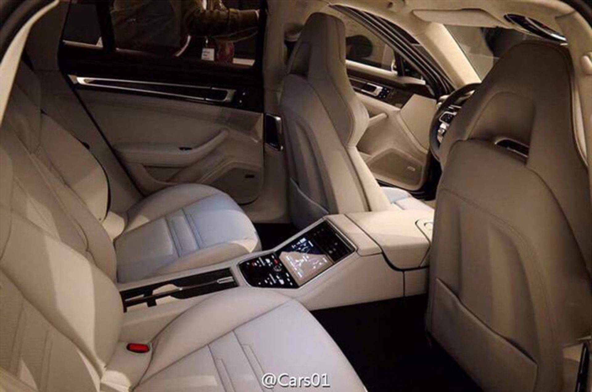 پورشه پانامرا 2017