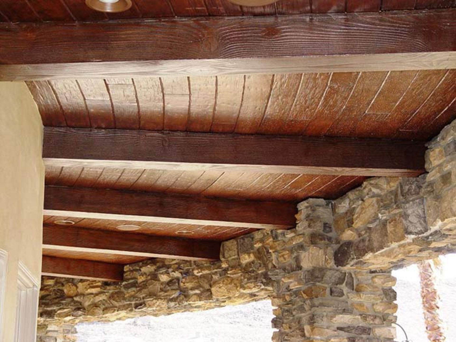 استفاده از چوب در سقف منازل