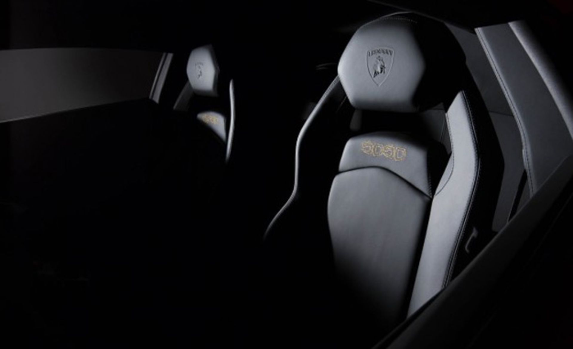 لامبورگینی اوانتادور میورا