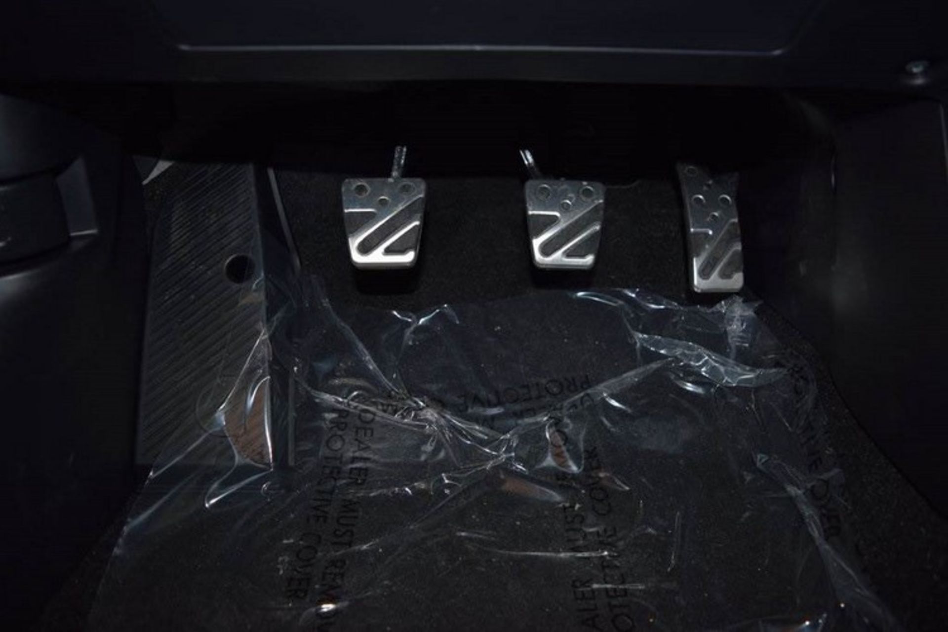 میتسوبیشی لنسر