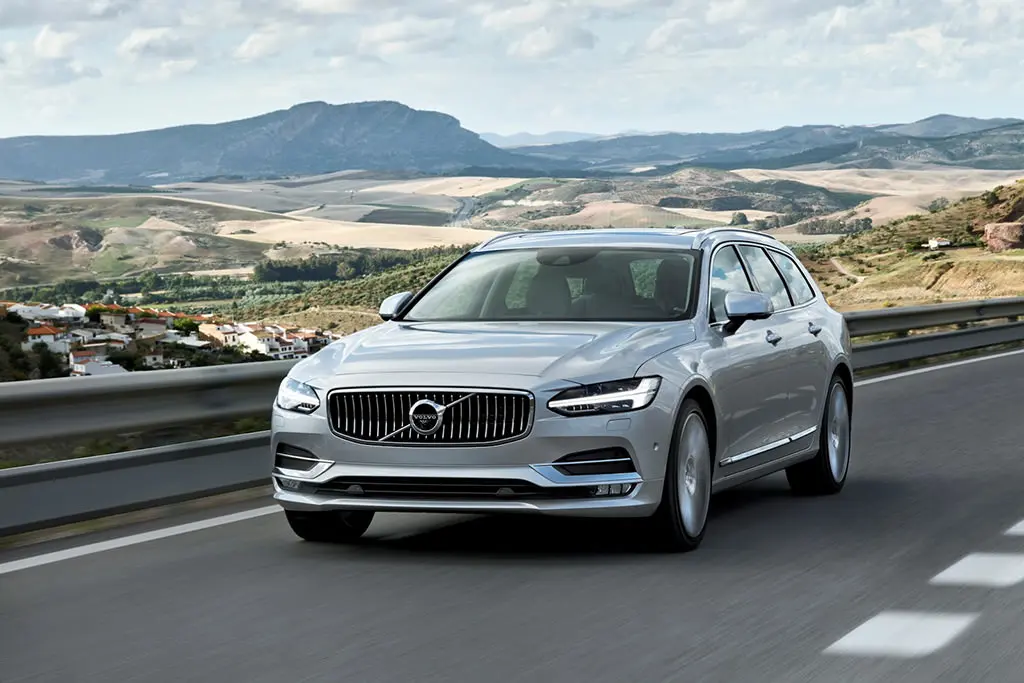 ولوو V90