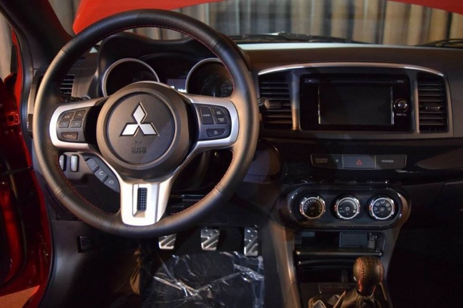 میتسوبیشی لنسر