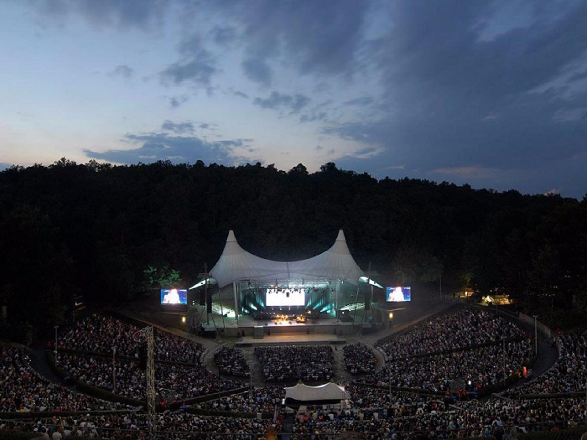 CONCERT