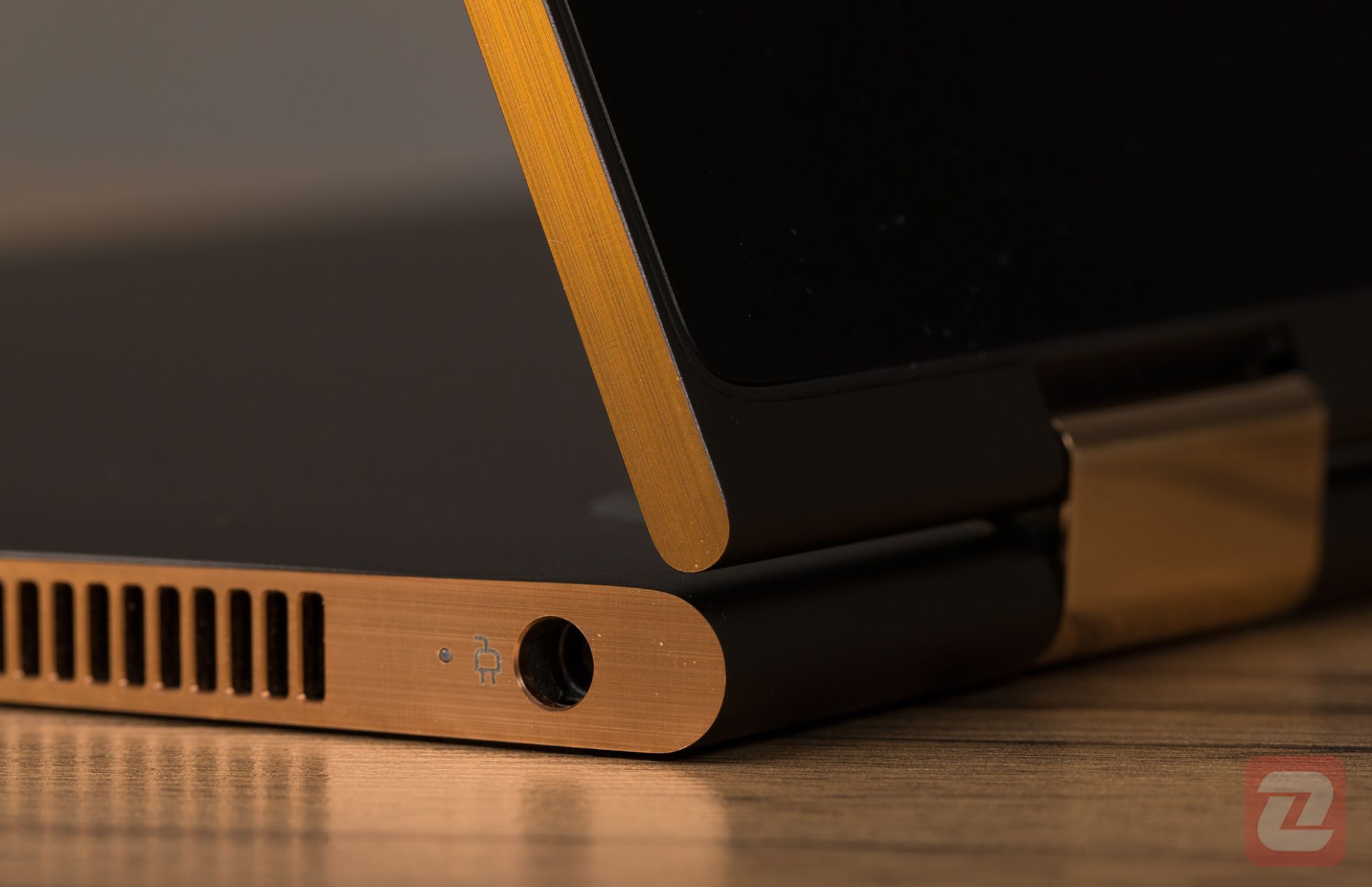 HP Spectre x360 / اچ پی اسپکتر 360