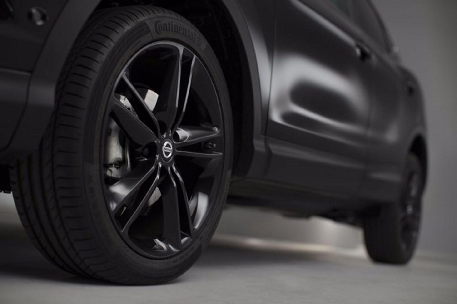 پرینت سه بعدی نیسان قشقایی نسخه‌ی سیاه