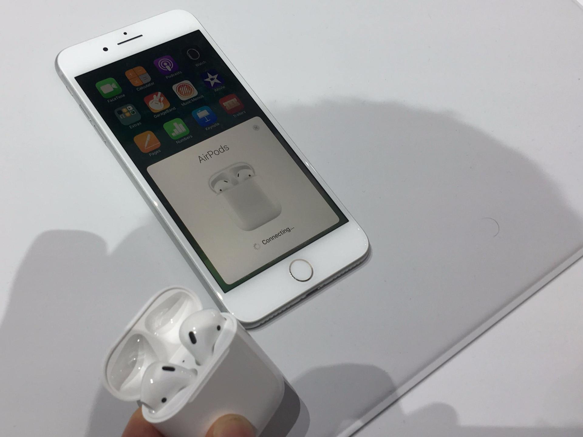 Pairing the AirPods
