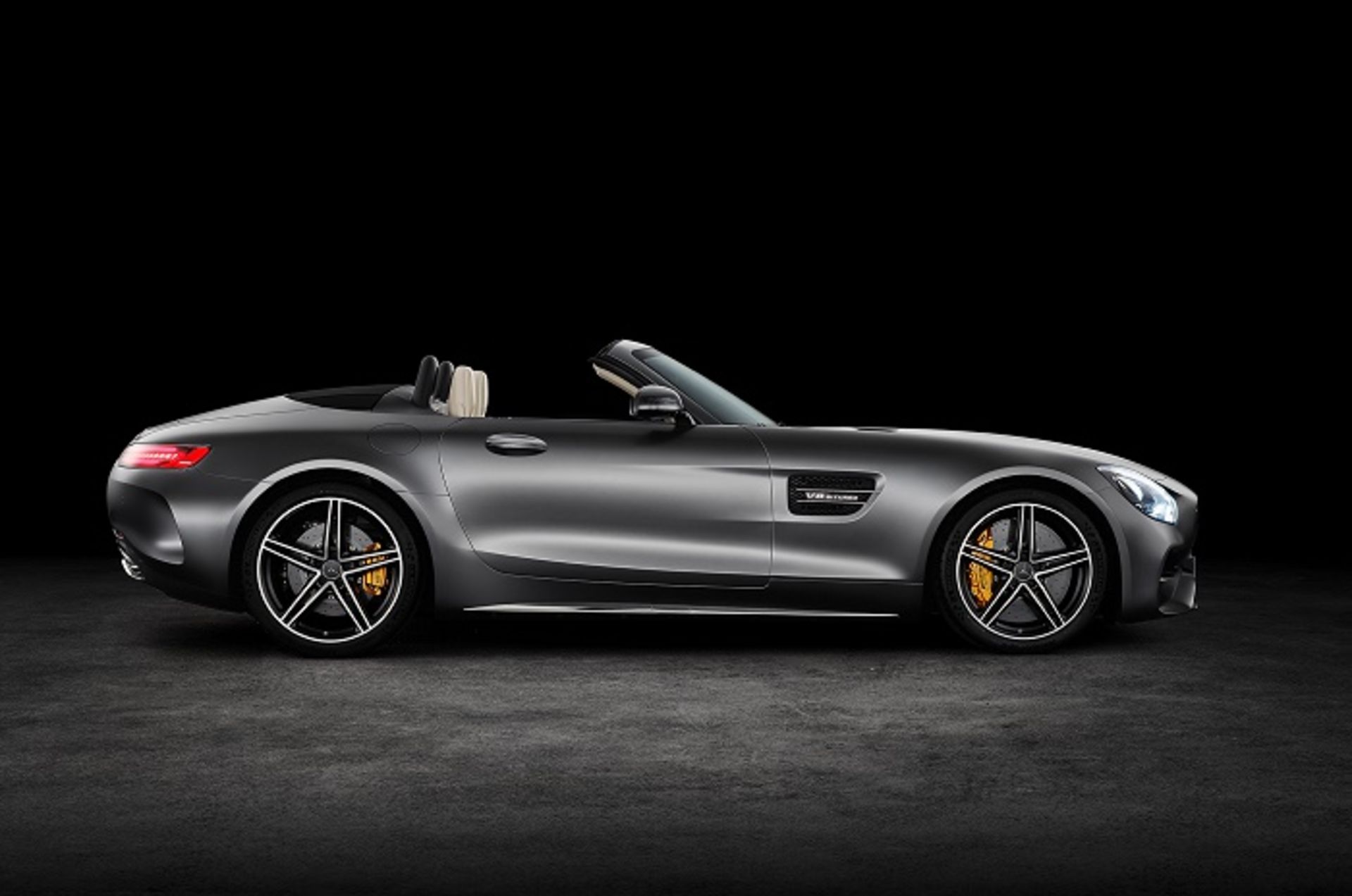مرسدس بنز AMG GT C