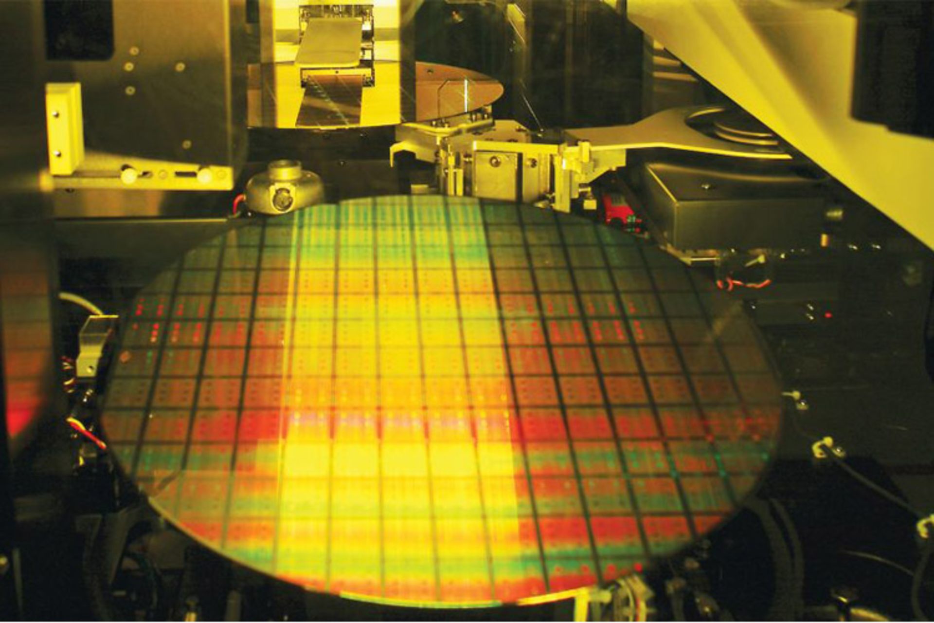 مرجع متخصصين ايران توليد تراشه 7 نانومتري توسط TSMC