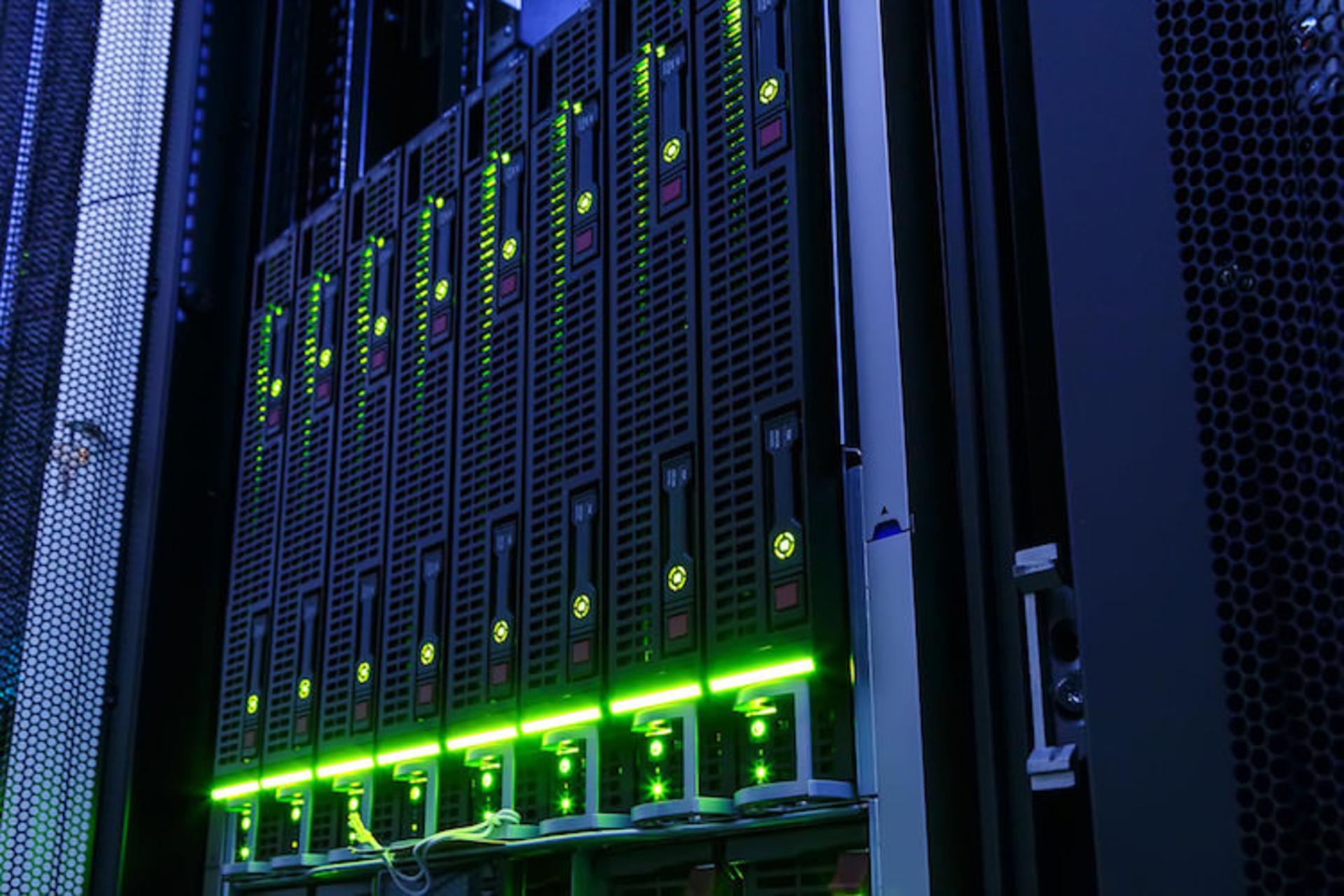 FTP چیست؟ آشنایی با پروتکل انتقال فایل
