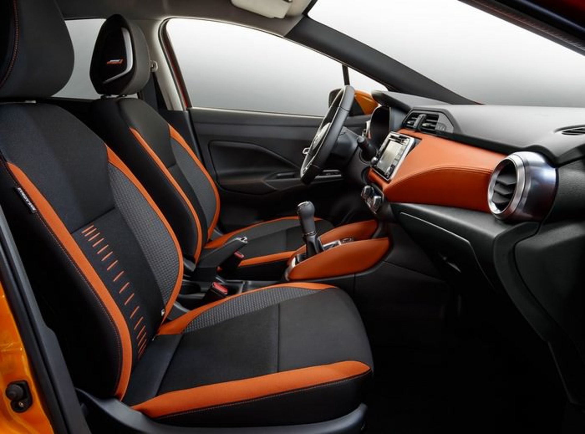 نیسان میکرا