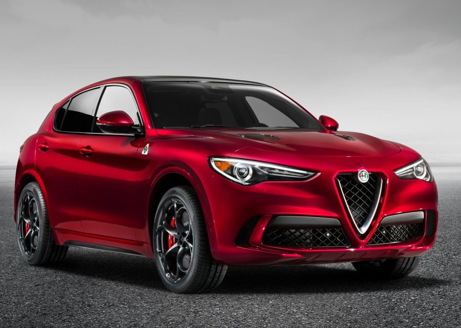 آلفارومئو استلویو / AlfaRomeo Suv