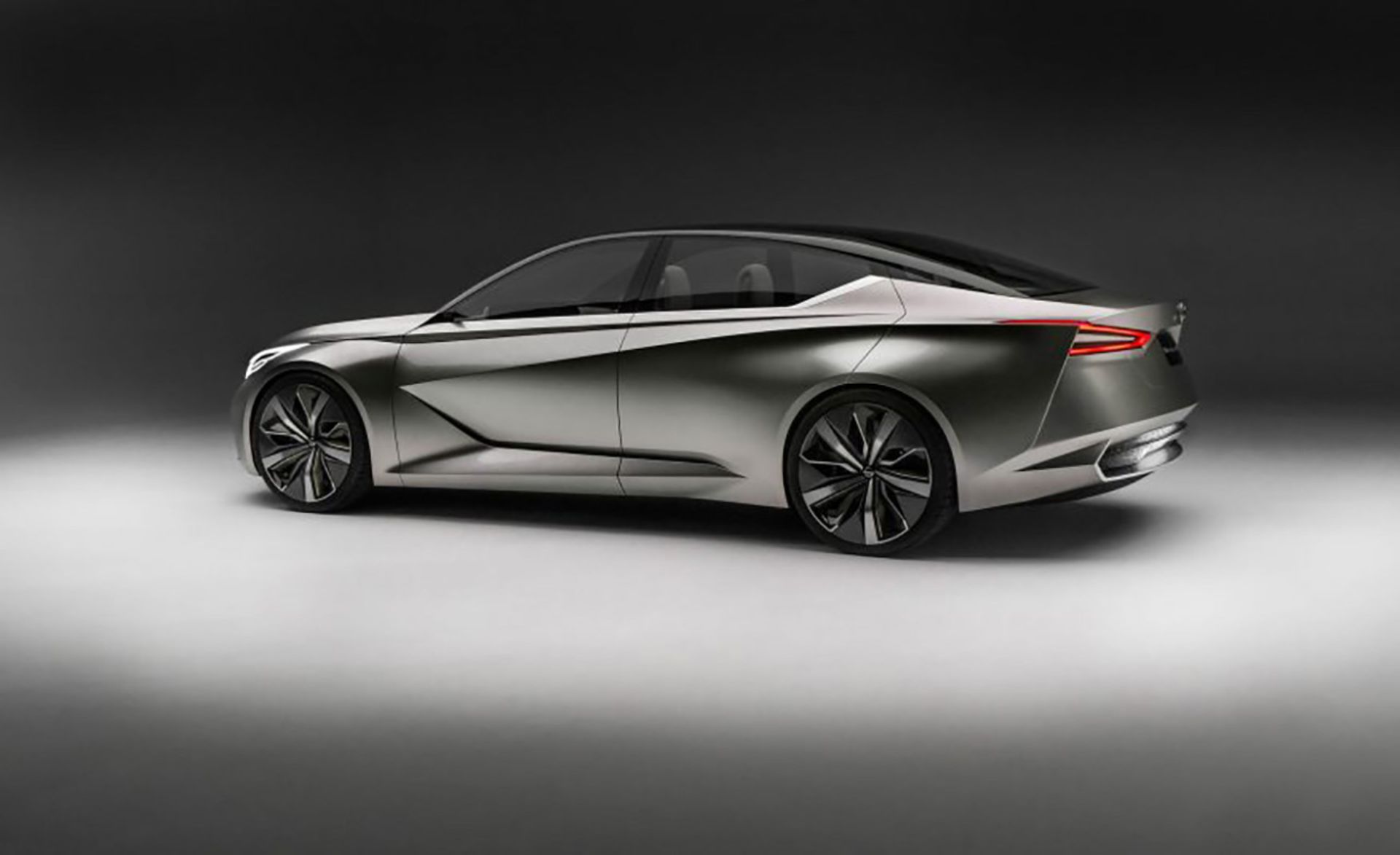 نیسان وی موشن