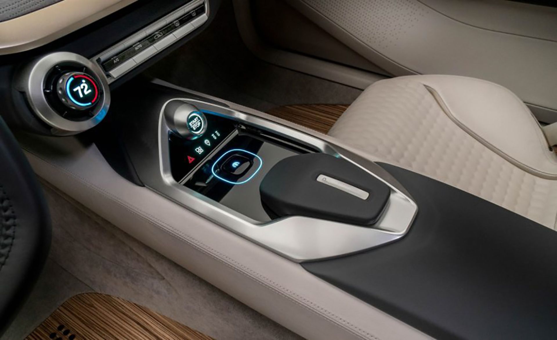 نیسان وی موشن