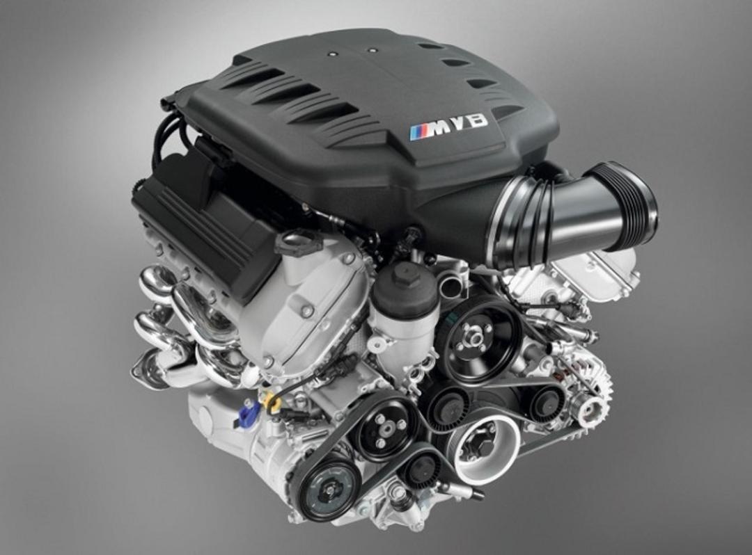پیشرانه‌ی ۸ سیلندر خودروی BMW E92 M3