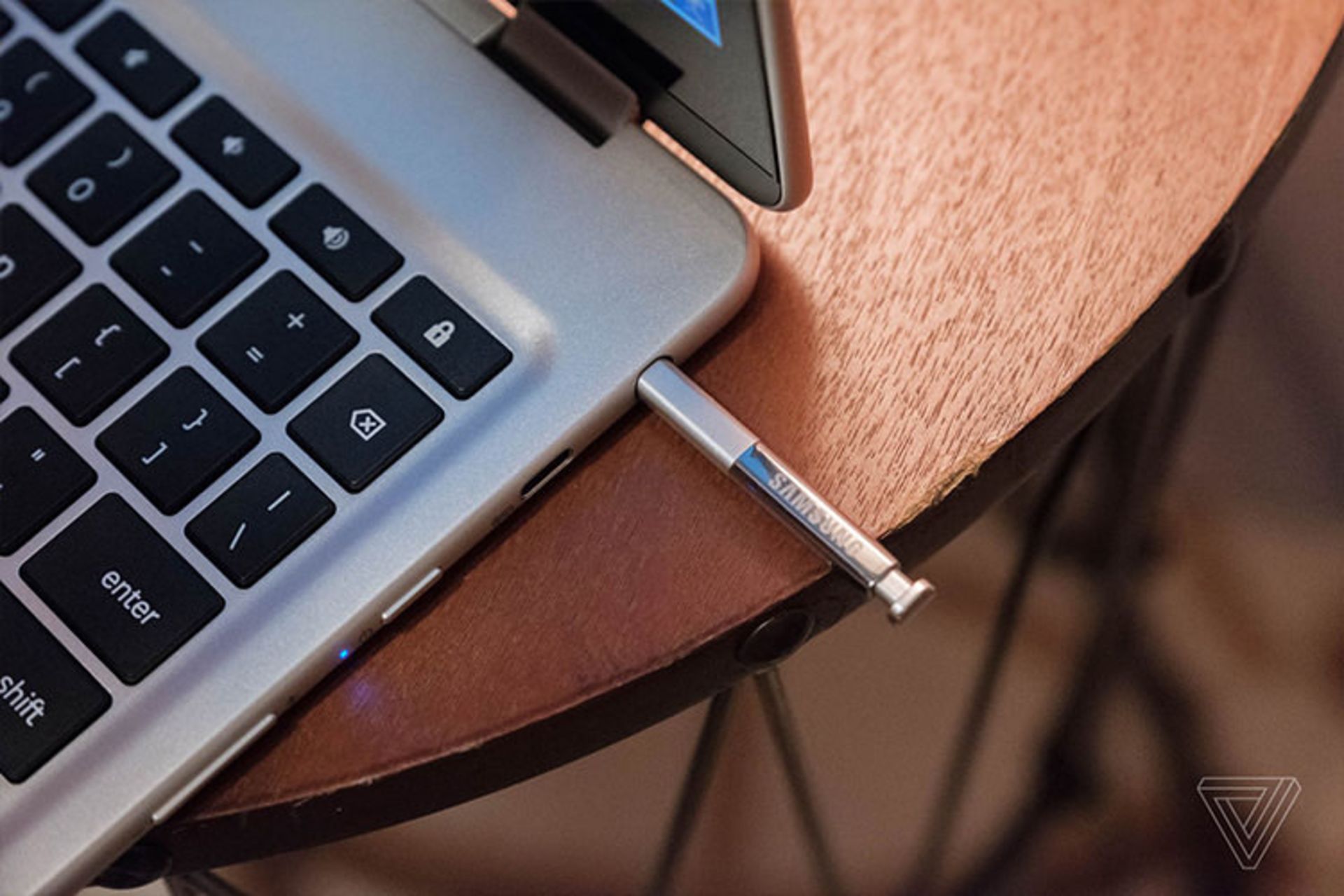 کروم بوک قلم دیجیتال سامسونگ