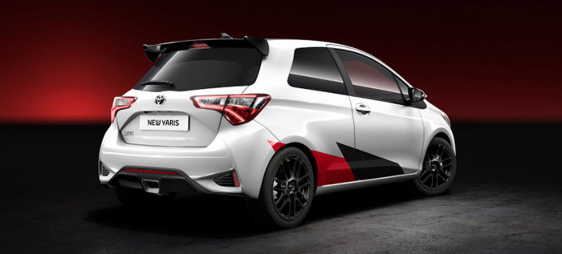 تویوتا یاریس