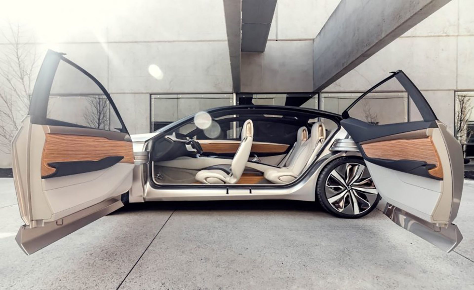 نیسان وی موشن