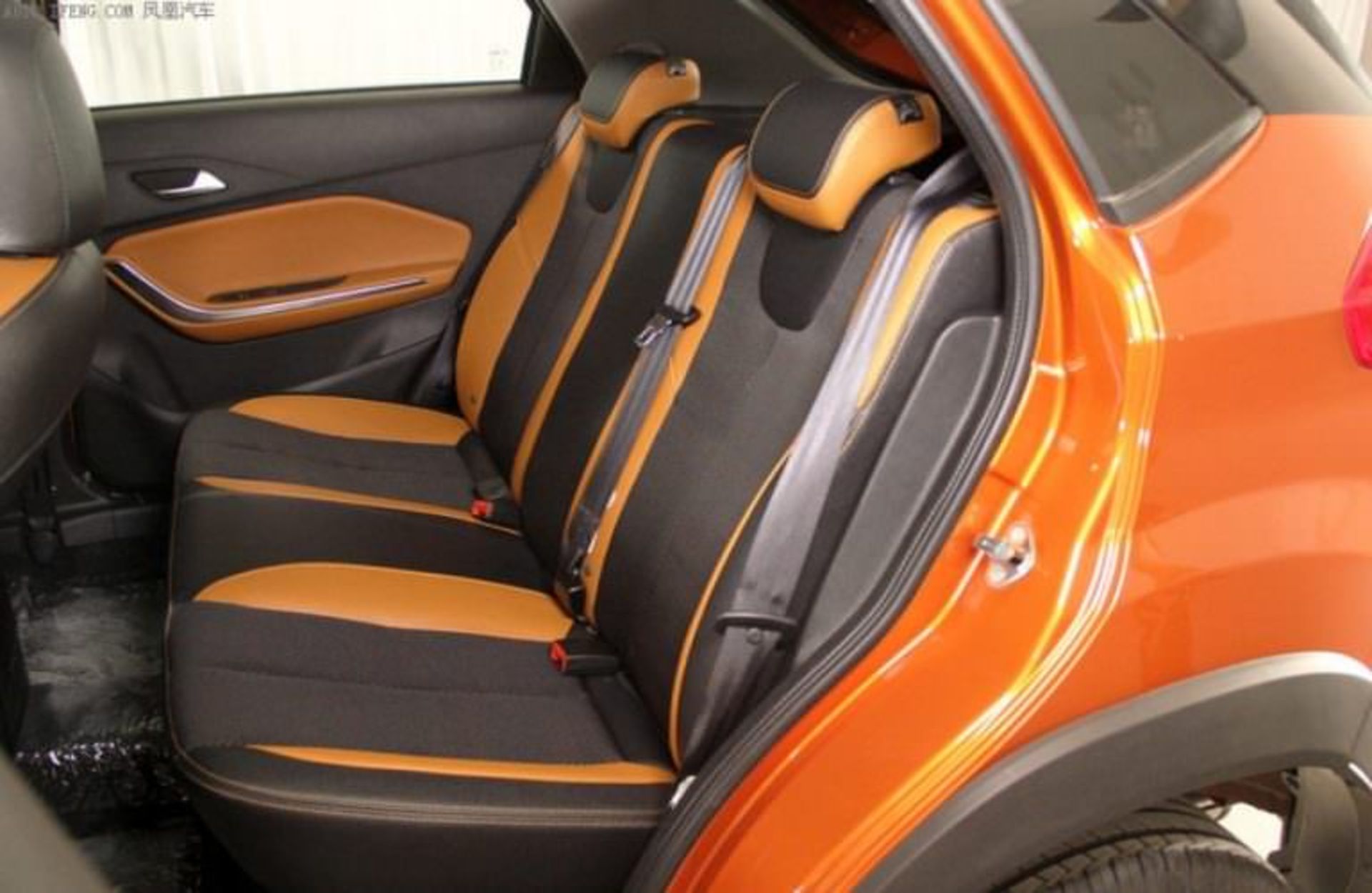 mvm x22/ام وی ام ایکس ۲۲/chery tiggo x3