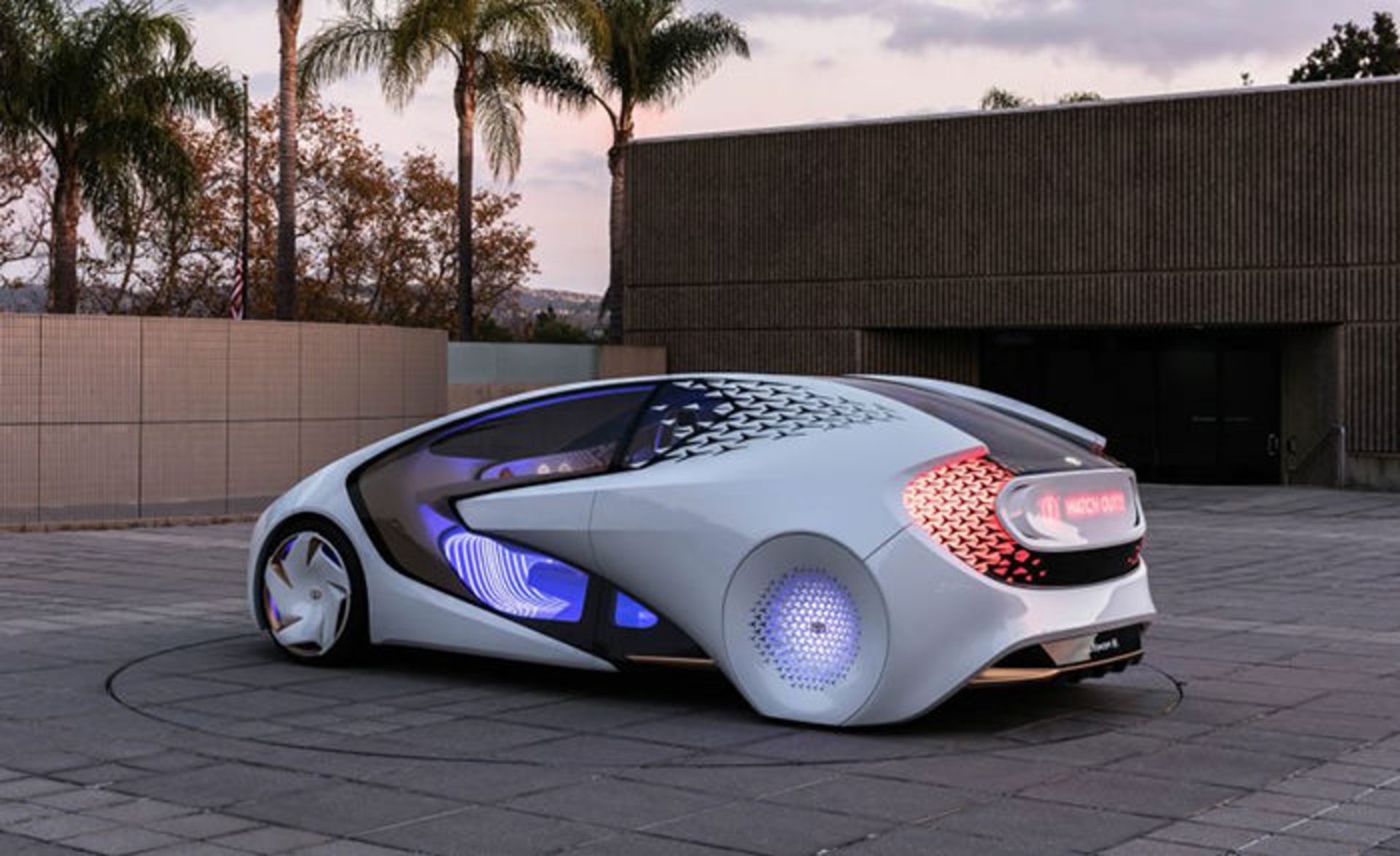 تویوتا کانسپت آی