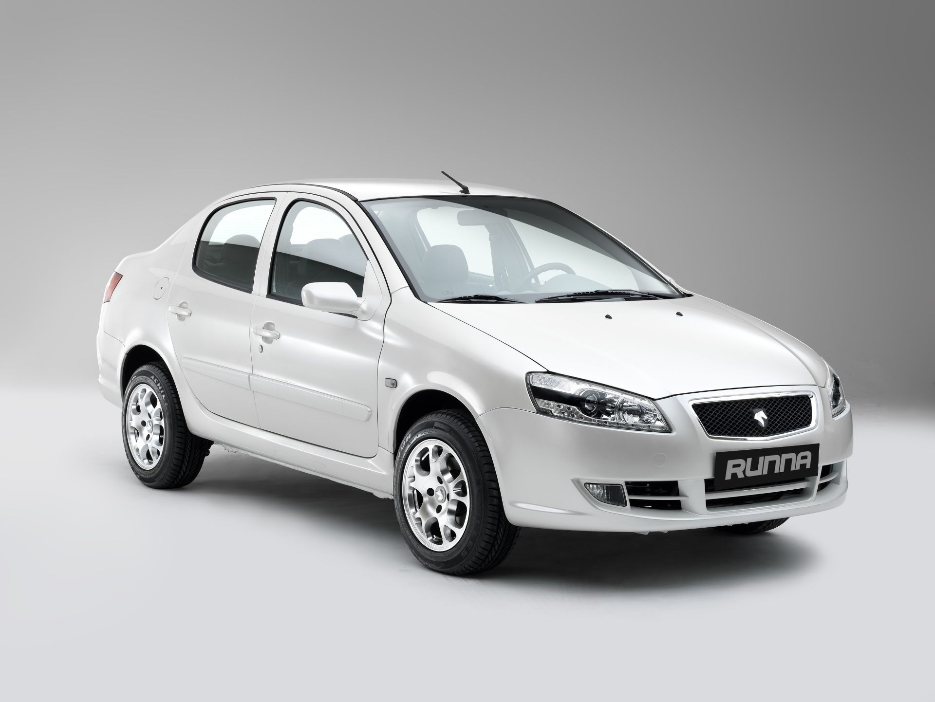 رانا ال ایکس/runna lx