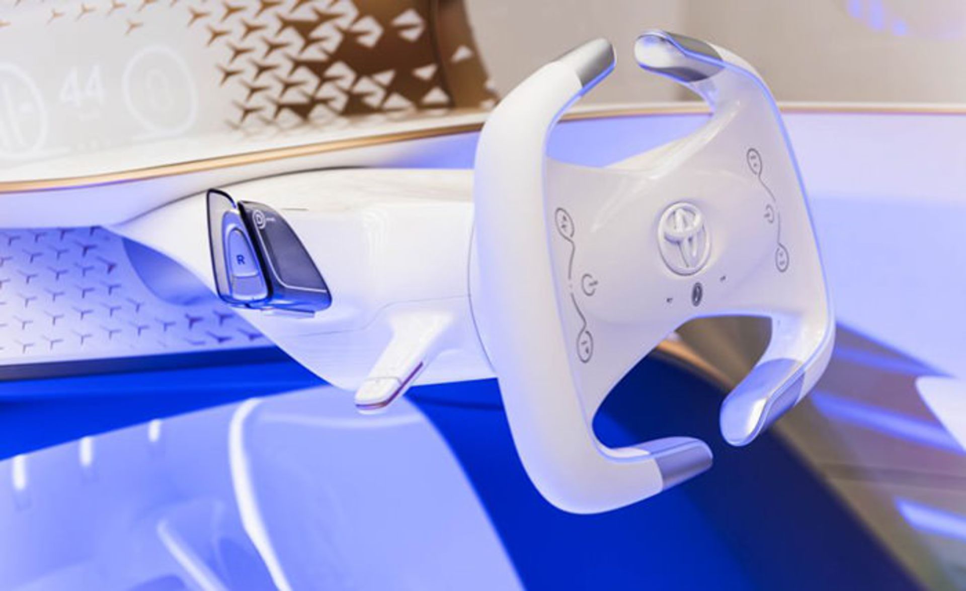 تویوتا کانسپت آی