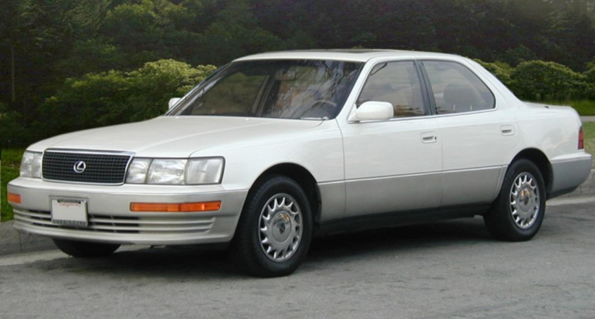 لکسوس LS