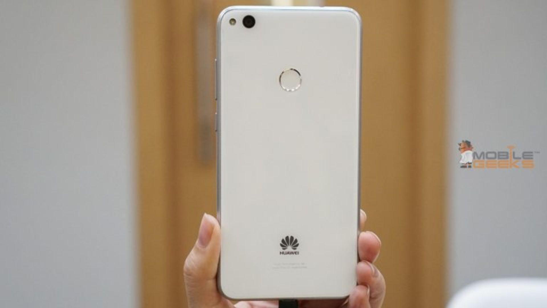P8 Lite / پی 8 لایت