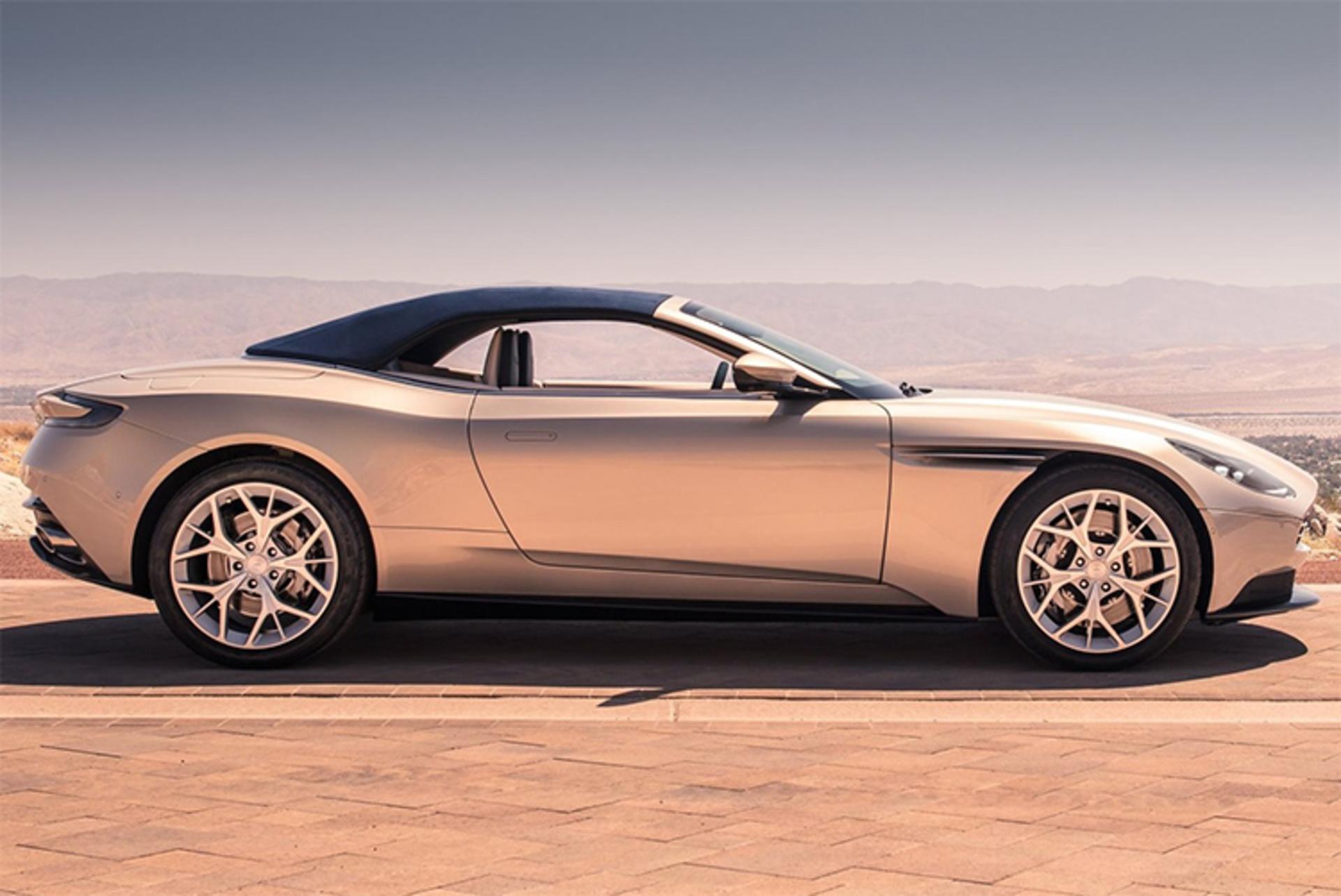 Aston Martin DB11 Volante