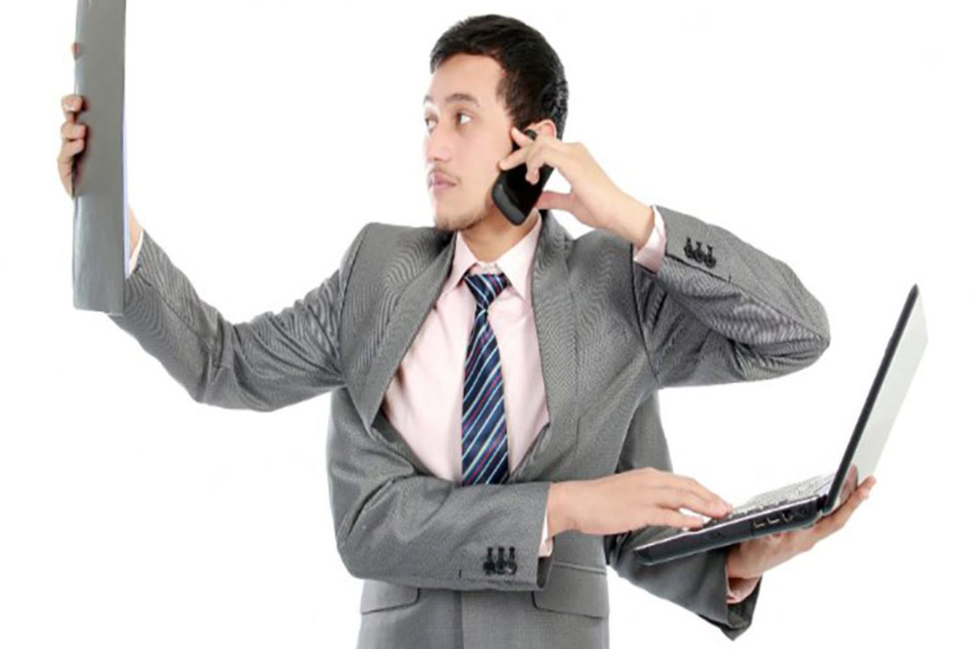 کارمند چند منظوره