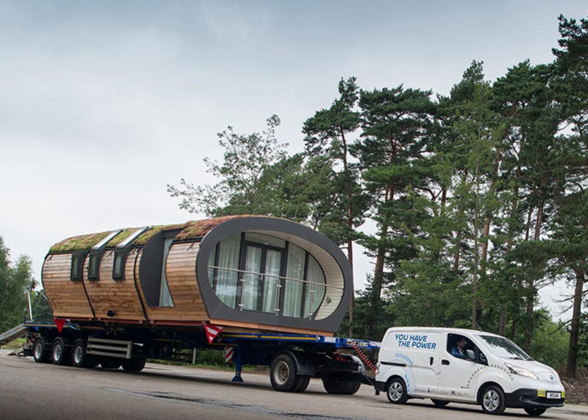 سنگین‌ترین یدک‌کشی با نیسان E-NV200