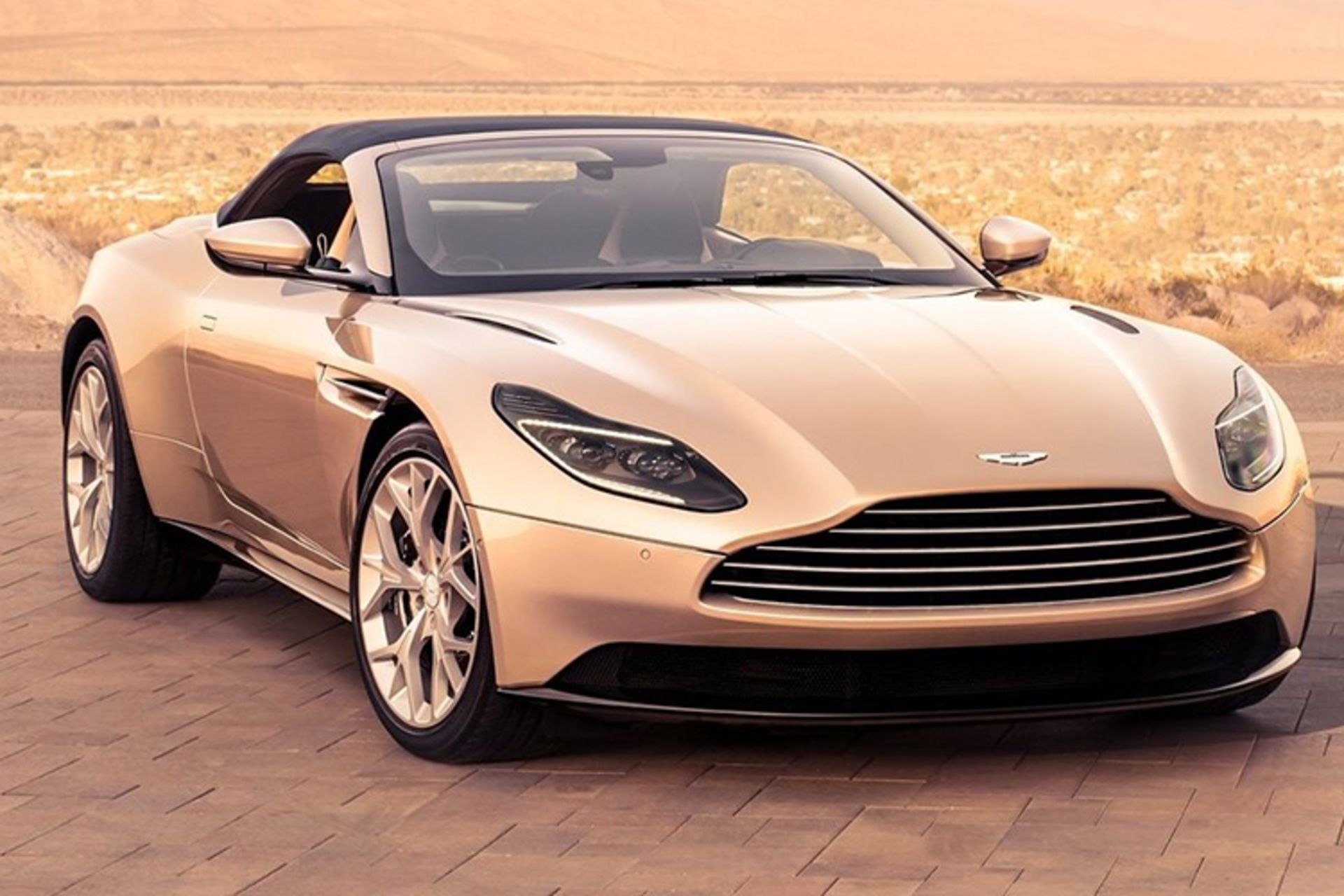 Aston Martin DB11 Volante
