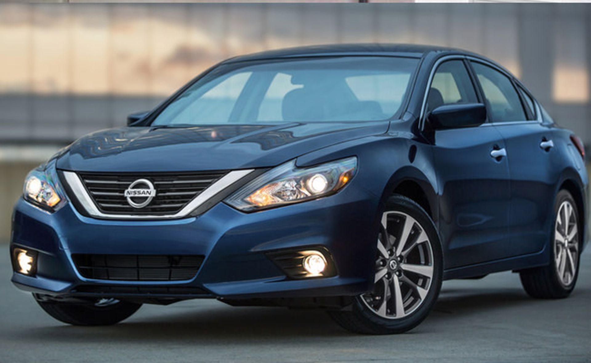 نیسان آلتیما