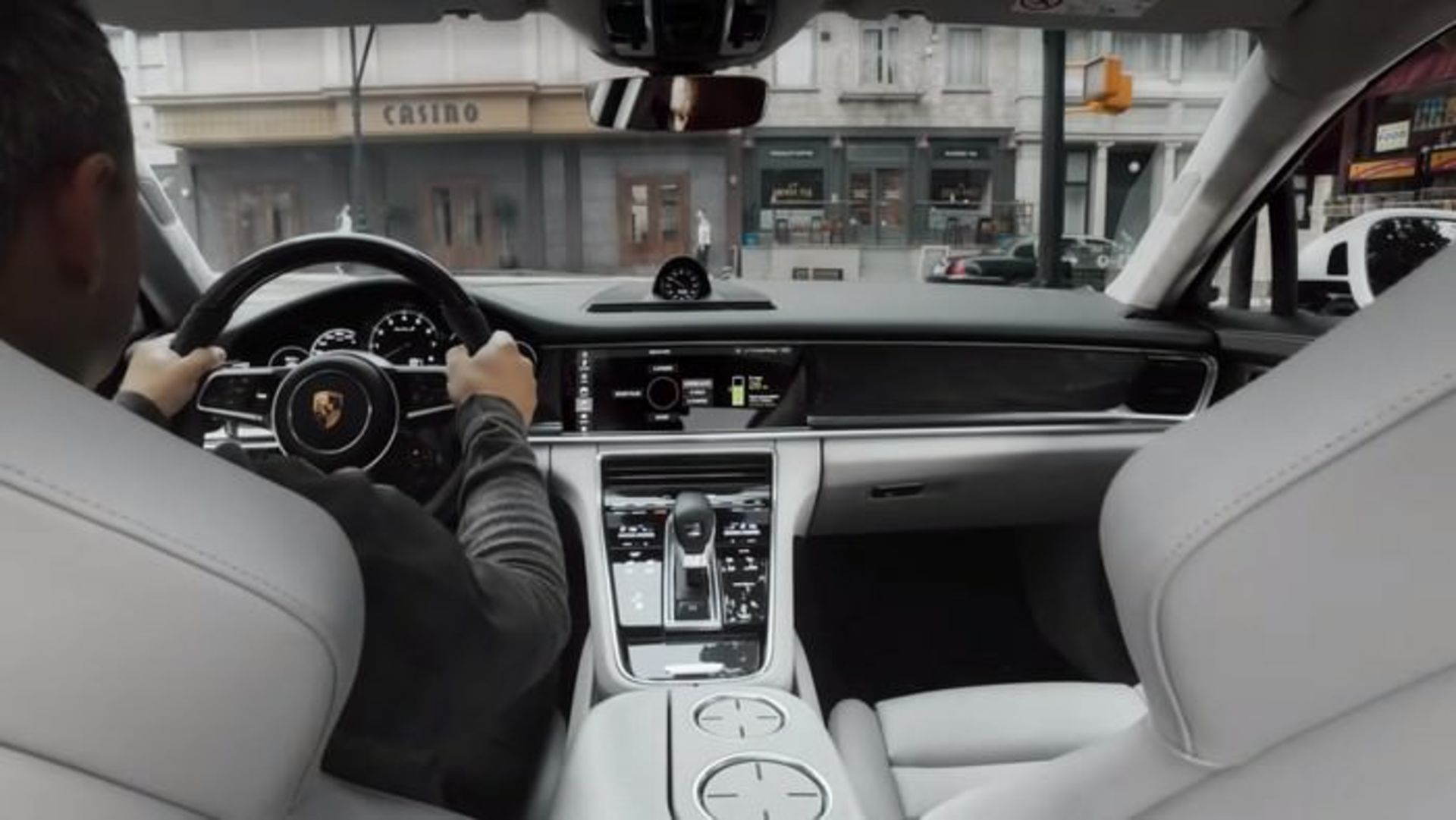 پورشه پانامرا اسپرت توریسمو