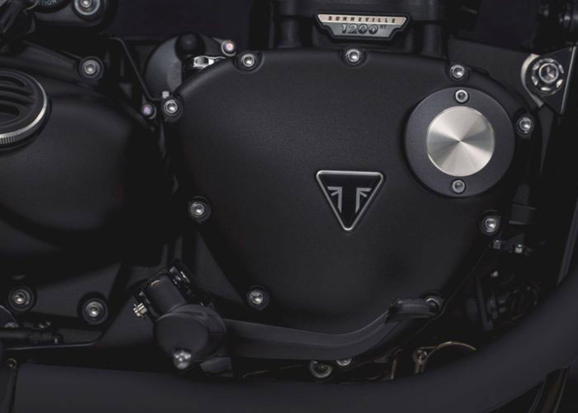 موتورسیکلت Triumph Bonneville Bobber Black