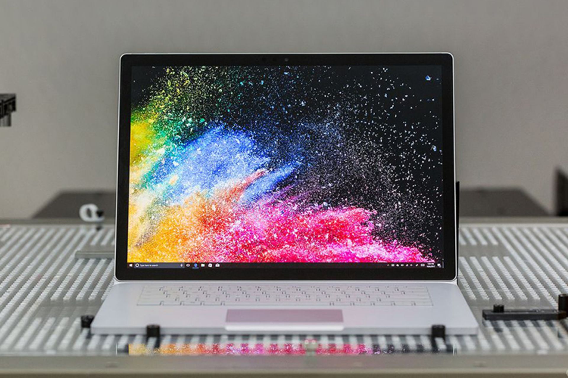 سرفیس بوک 2 / Surface Book 2