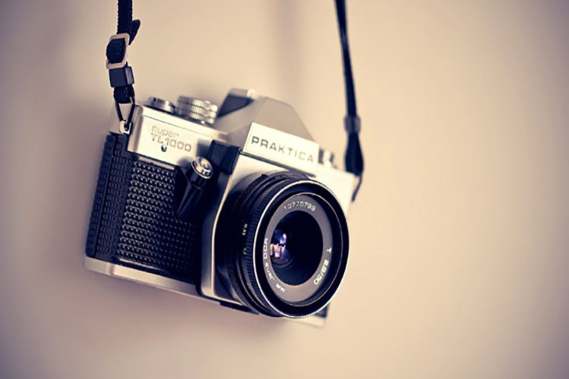 عکس بی کیفیت دوربین قدیمی 