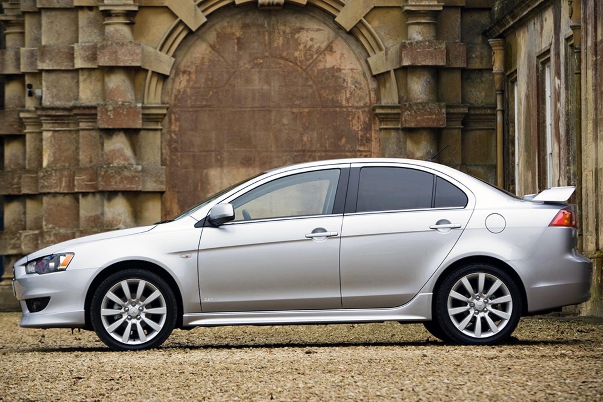mitsubishi lancer