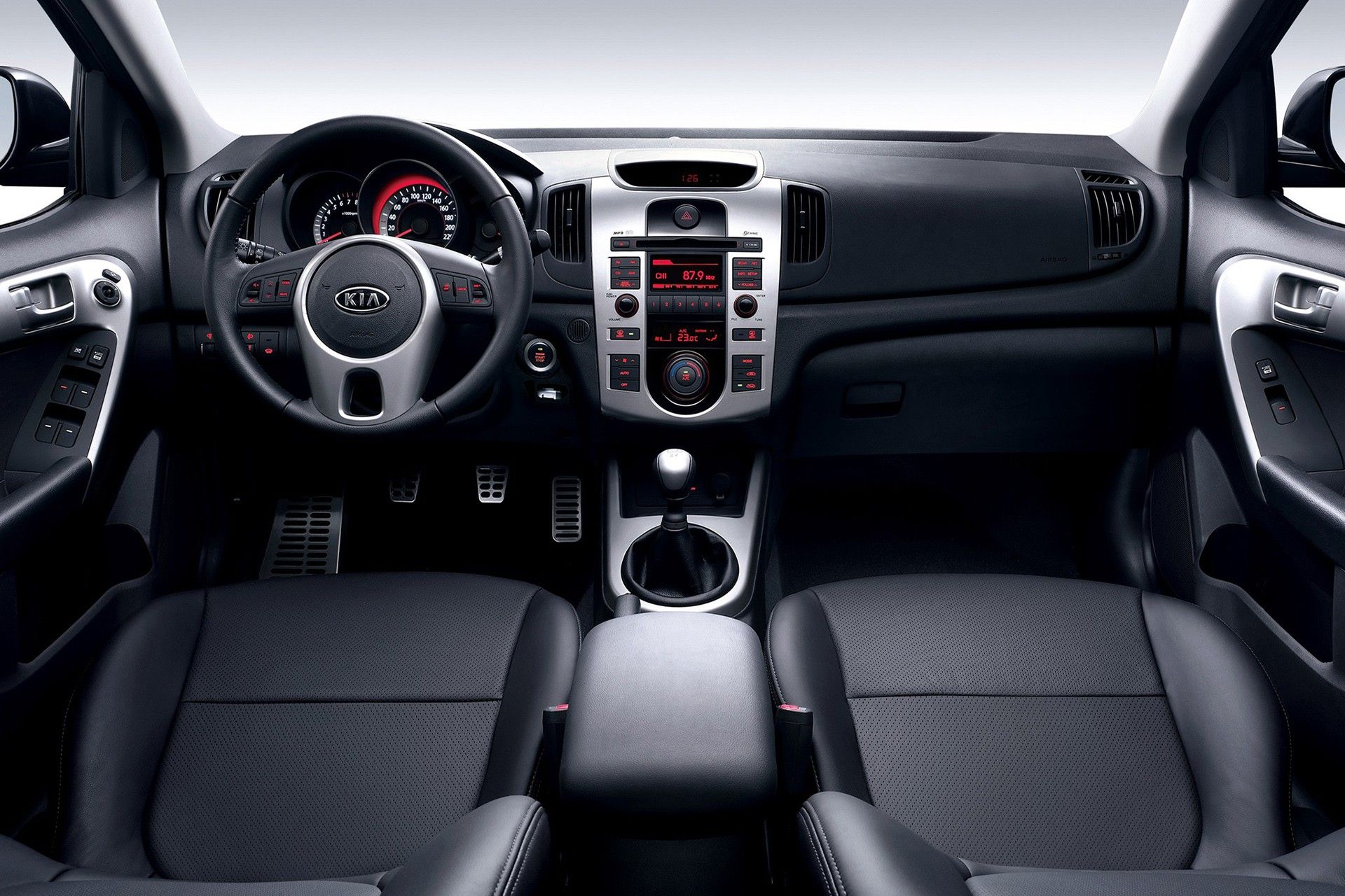 KIA cerato Saipa / کیا سراتو مونتاژ آپشنال