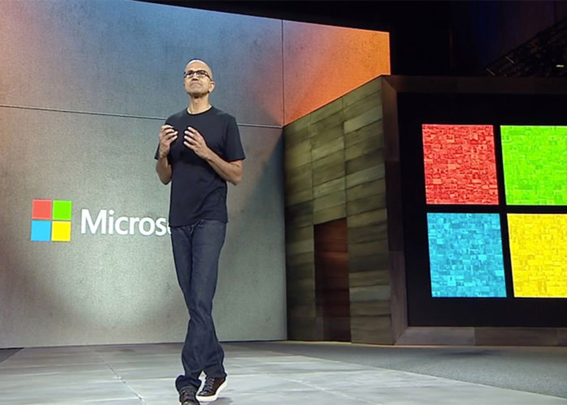 ساتیا نادلا